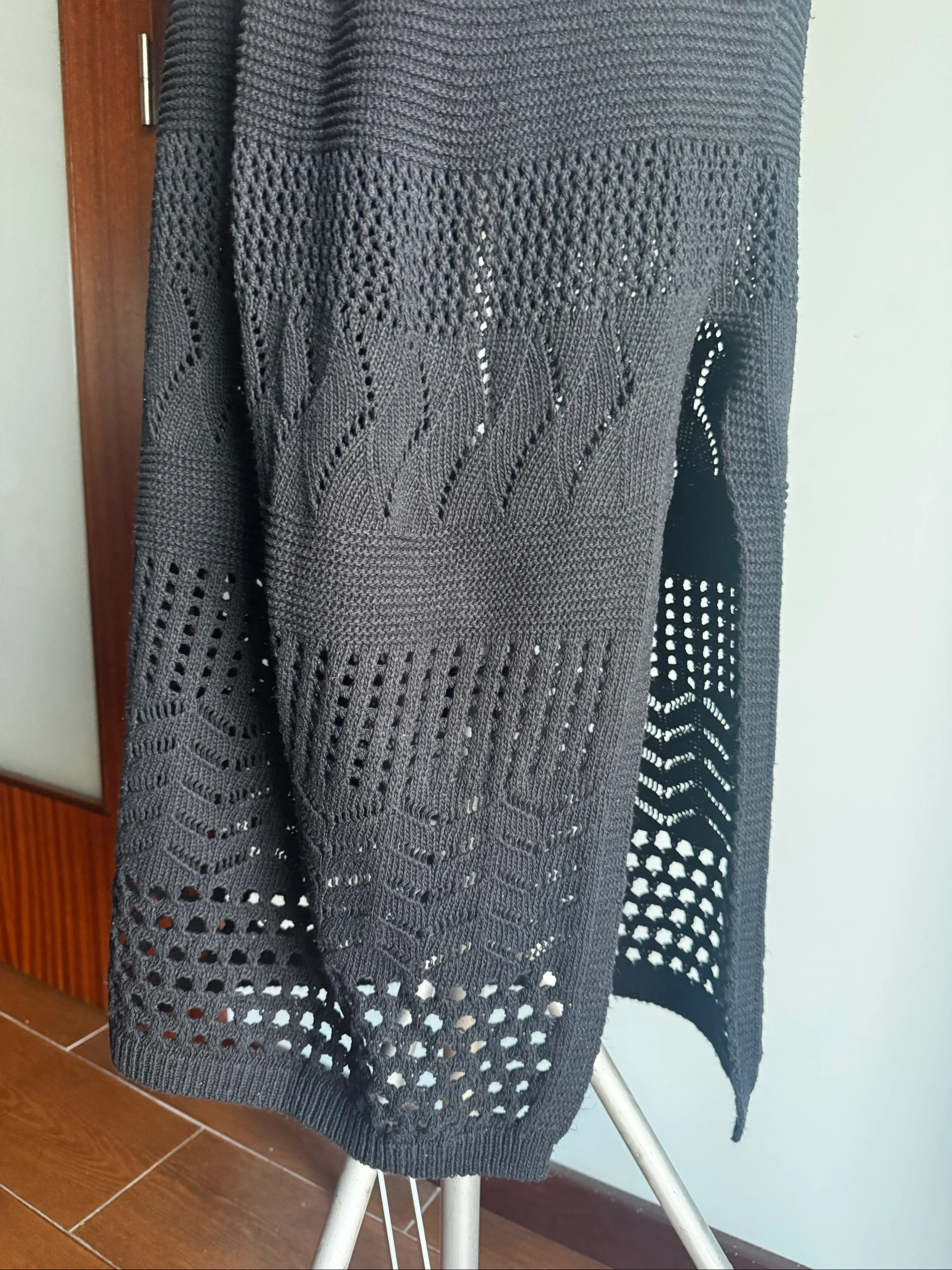Black Knit Set Made in Italy | Top + Skirt | One Size | Elegant & Boho Chic – photo 4